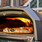 Ooni Karu 2 Pack Essencial | Forno de Pizza Multi-Combustível